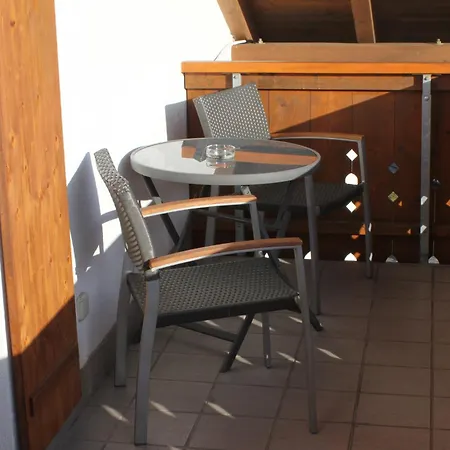 Gaestehaus Sonner 아파트 디에트만스리에트
